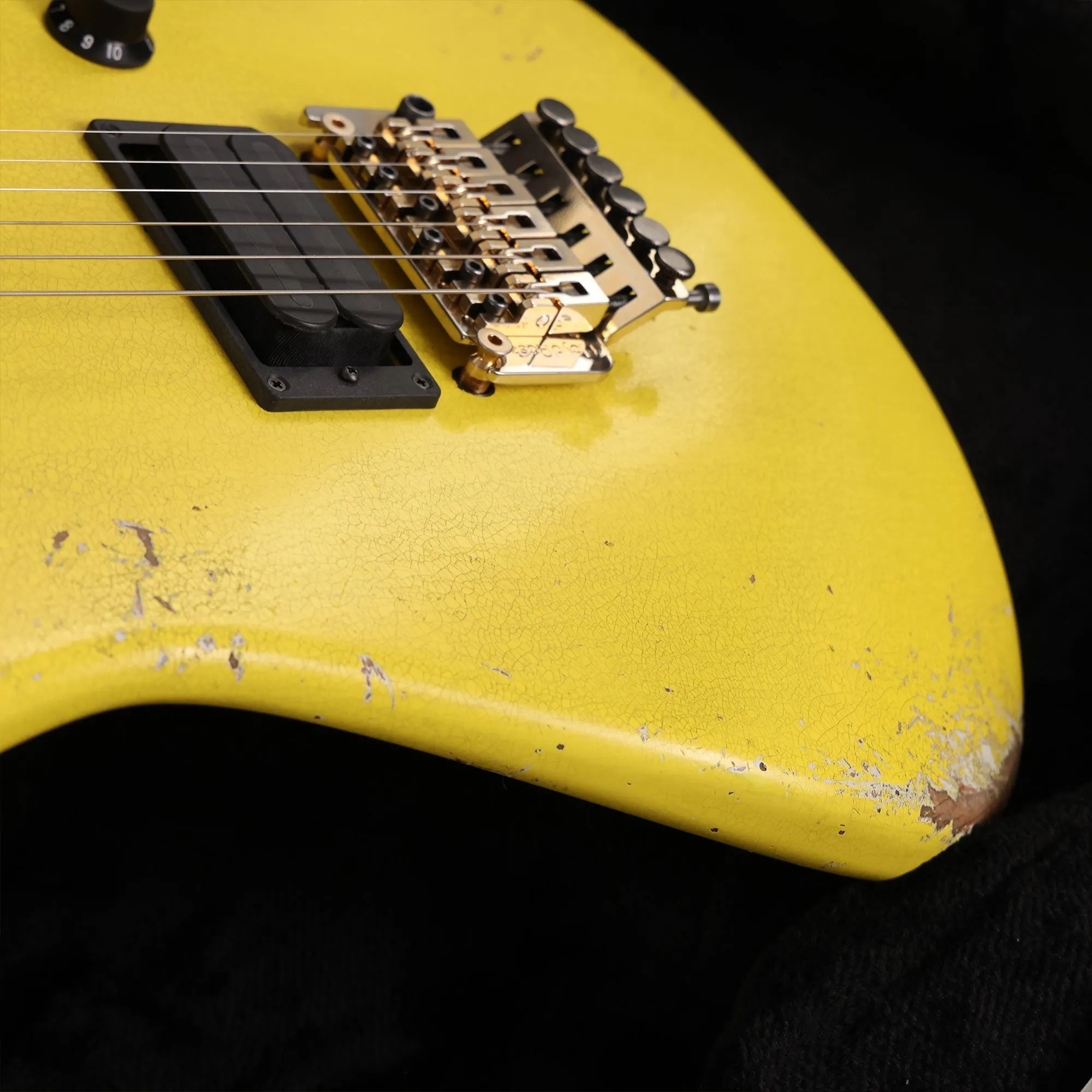 Charvel Custom Shop San Dimas Nitro Aged Graffiti Yellow