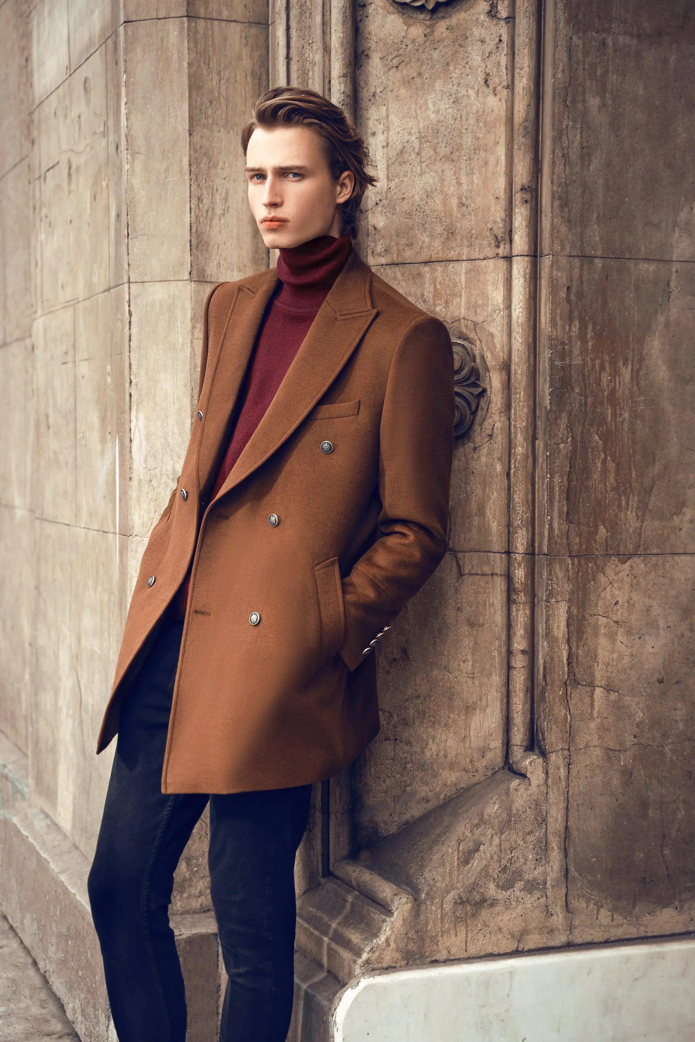 LONG COAT DOUBLE BREASTED  BROWN