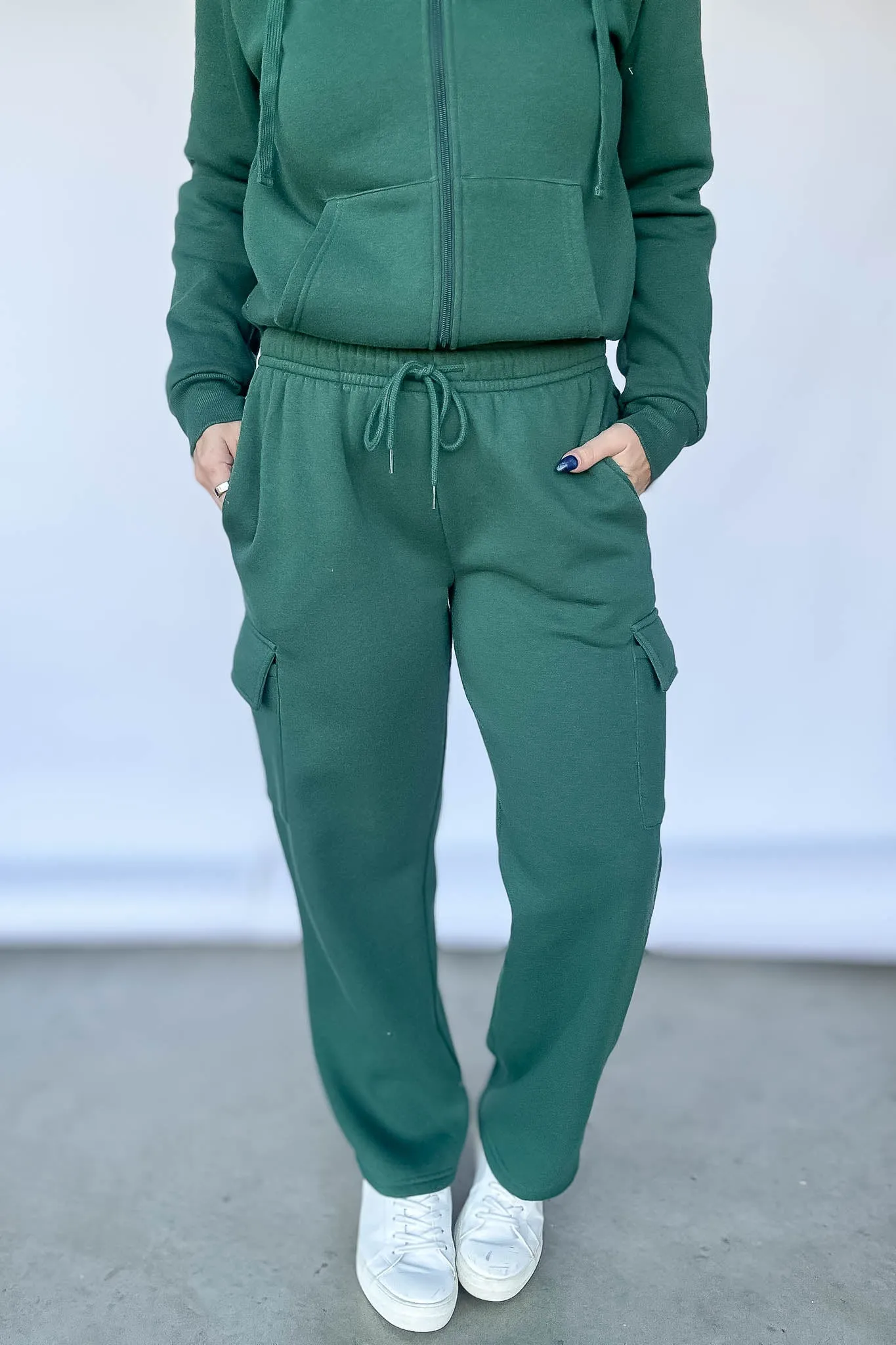 Straight Leg Hunter Green Fleece Cargo Sweatpants