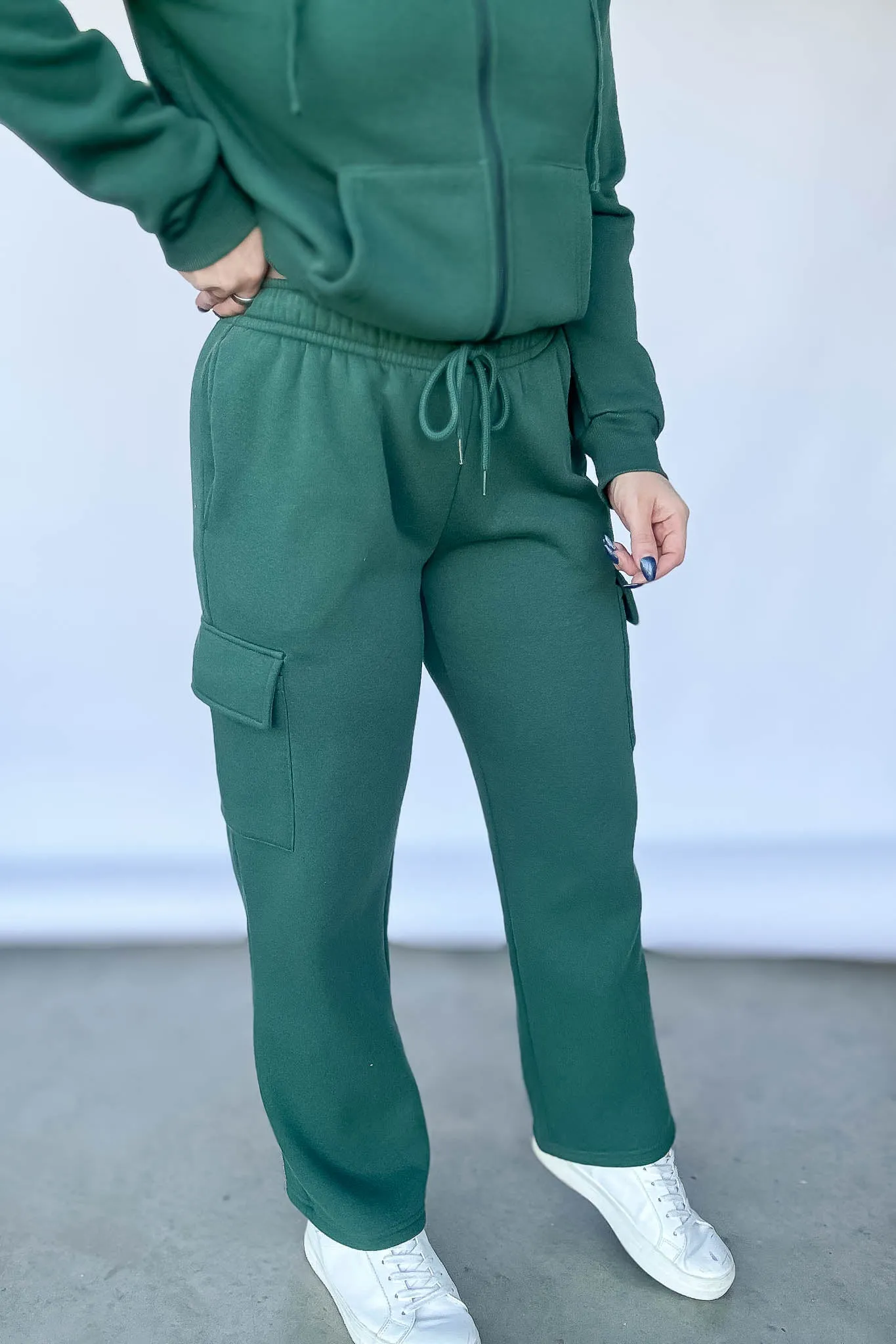 Straight Leg Hunter Green Fleece Cargo Sweatpants