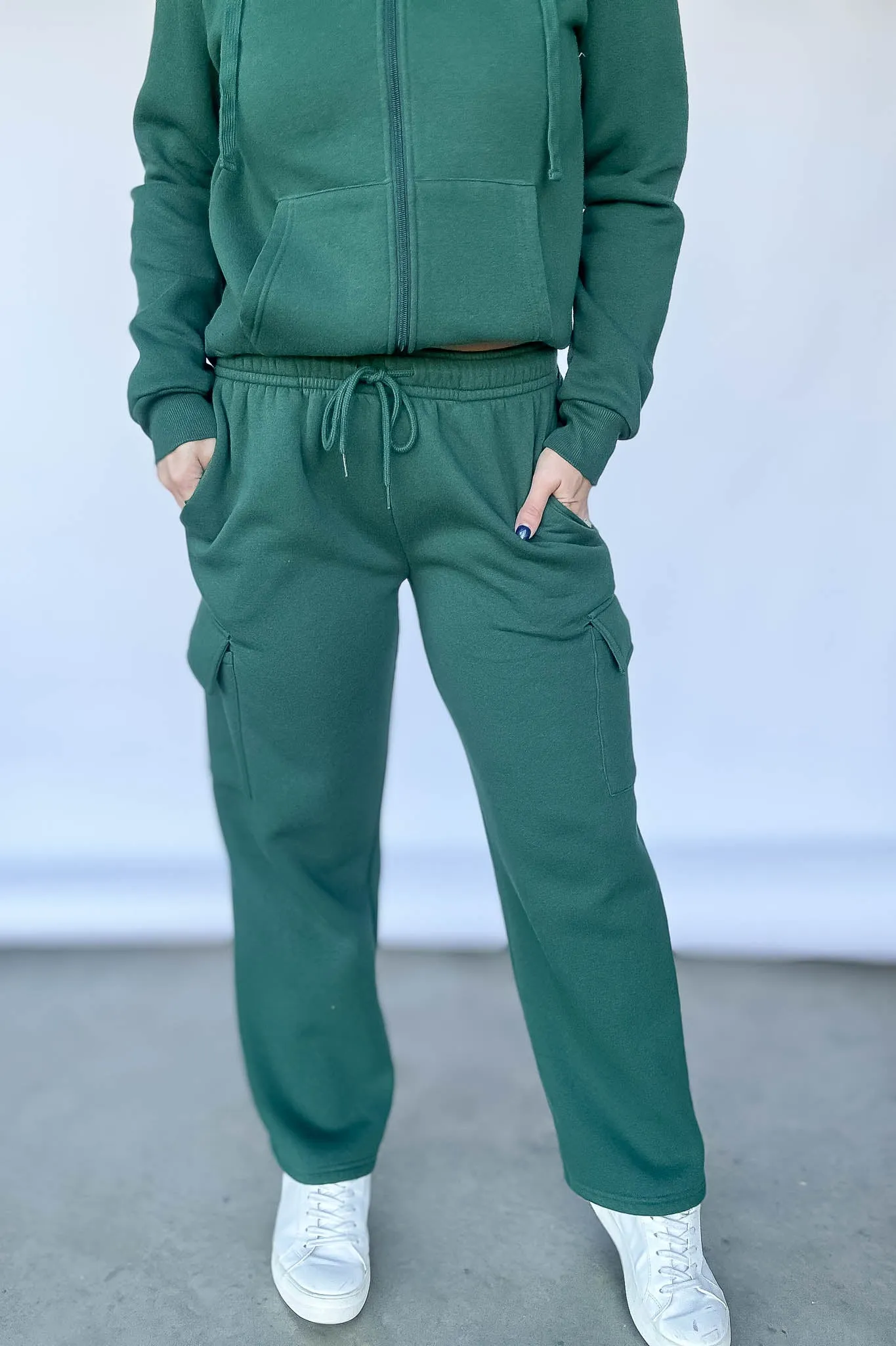 Straight Leg Hunter Green Fleece Cargo Sweatpants