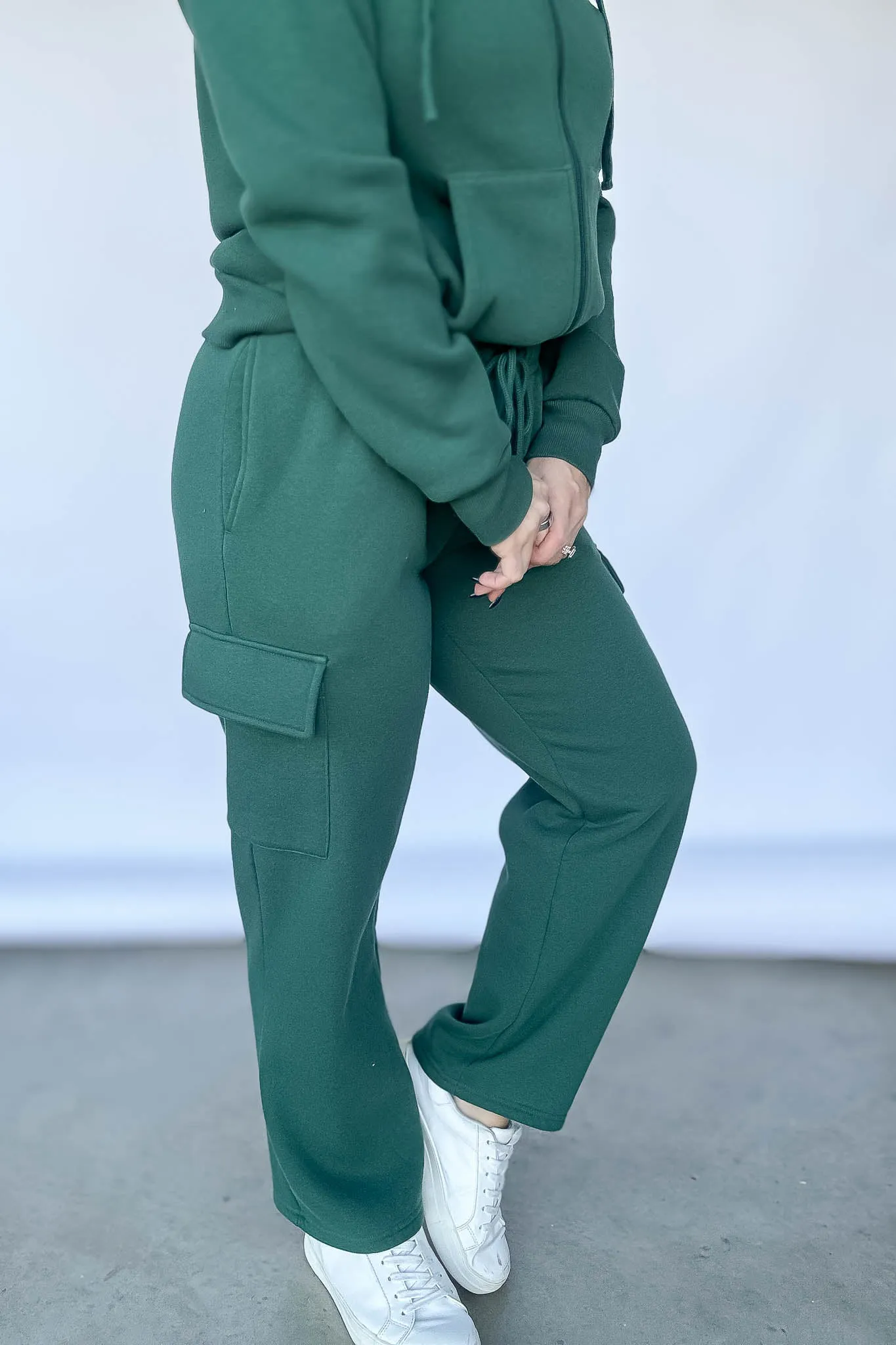 Straight Leg Hunter Green Fleece Cargo Sweatpants
