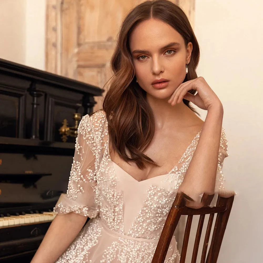 Sweetheart Half Puff Sleeve Lace Vintage A-Line Wedding Dress Sexy Backless Sweep Train
